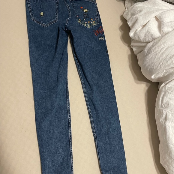 Limited edition high rise tophshop jeans size 28 in great quality no strains - Picture 2 of 4